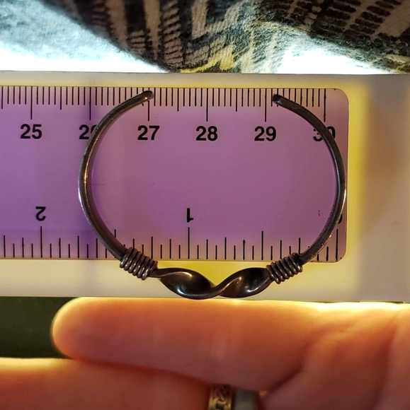 Indigenous Jewelry - Picture 4 of 8